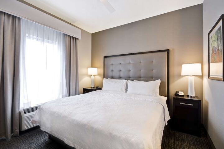 1 King Bed 1 Bedroom Suite (37 of 37)