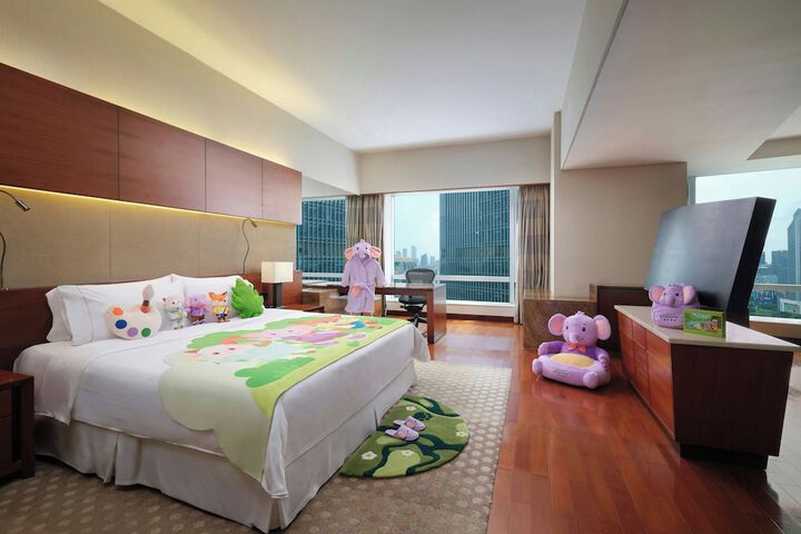 Room 42 of 152