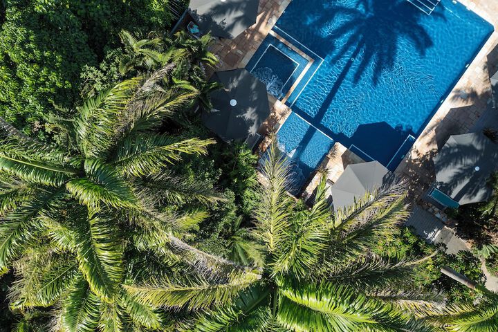 Pool 60 of 107