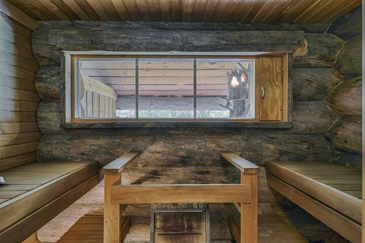 Room 15 of 20