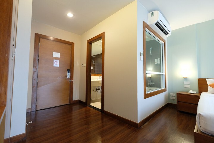Room 48 of 60