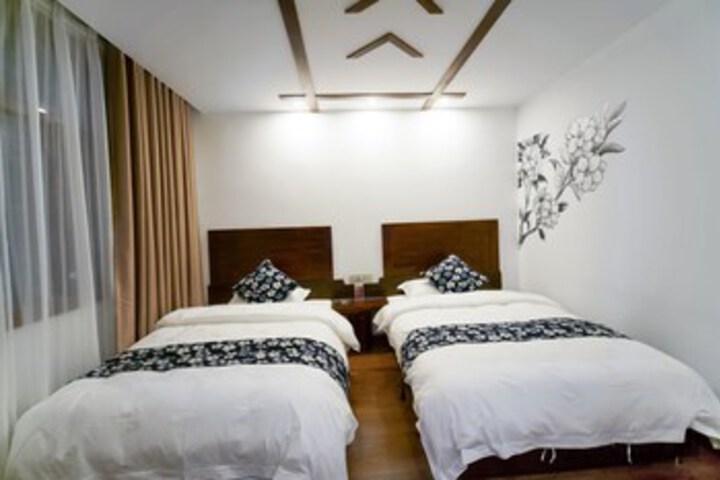 Room 9 of 44