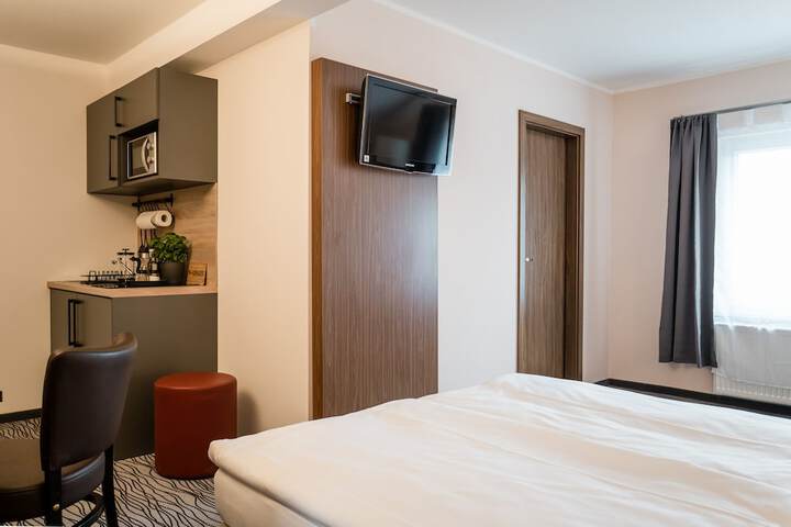 Room 14 of 61