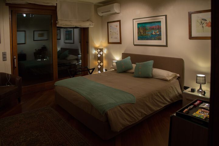 Room 11 of 45