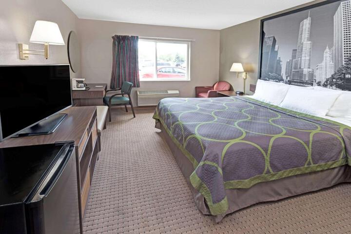 1 King Bed (22 of 28)