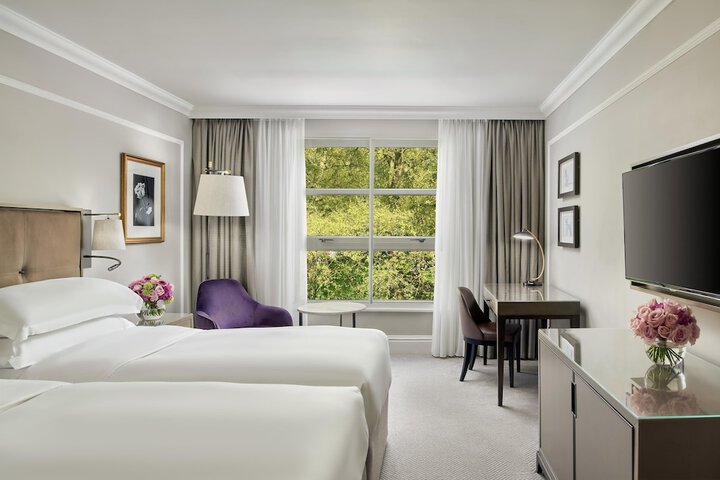 Room 96 of 178