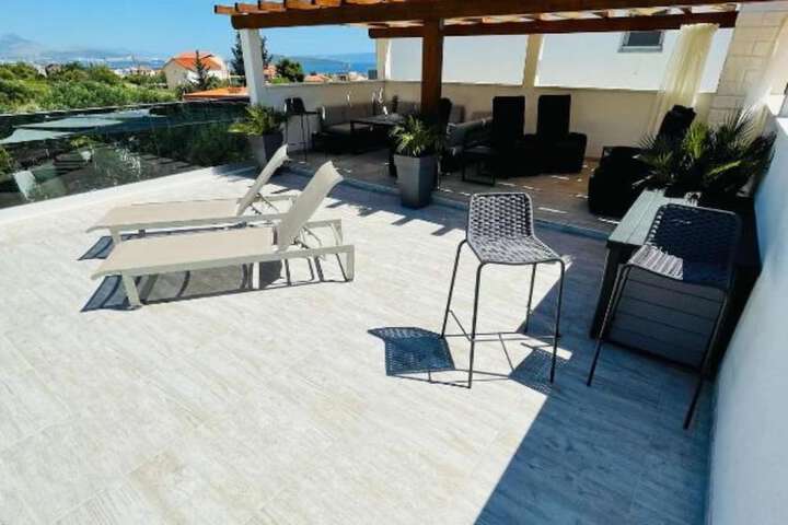 Terrace/Patio 22 of 42