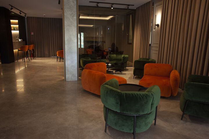 Hotel Interior 8 of 60