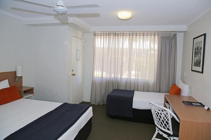Room 9 of 41