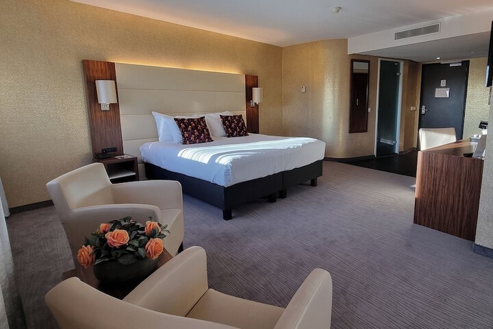 Room 7 of 55