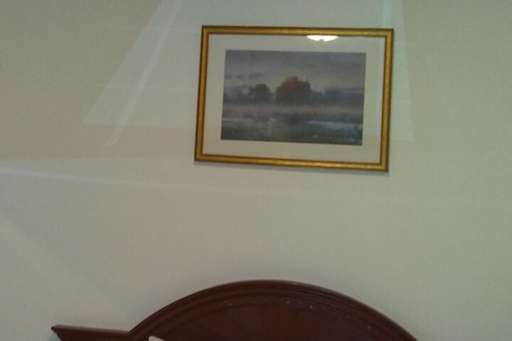 Room 11 of 28