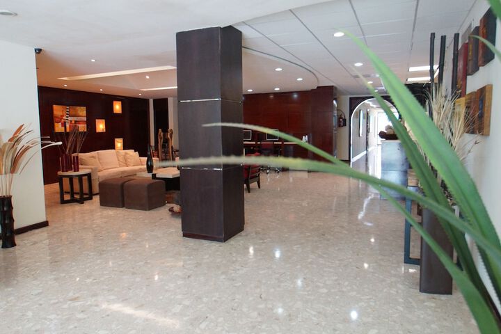Hotel Interior 7 of 84