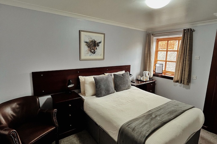 Room 2 of 21
