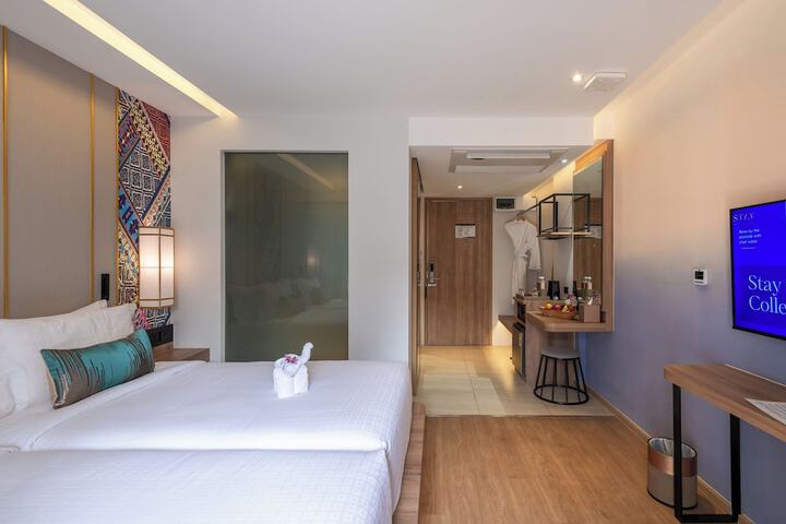 Room 27 of 140