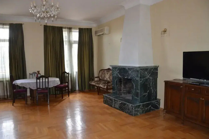 Hotel 125