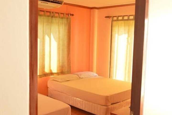 Room 7 of 31