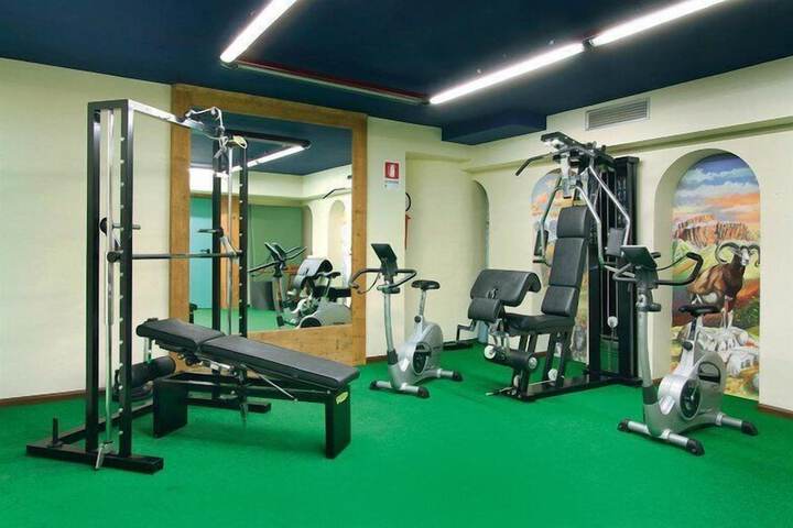 Health and Fitness 14 of 26
