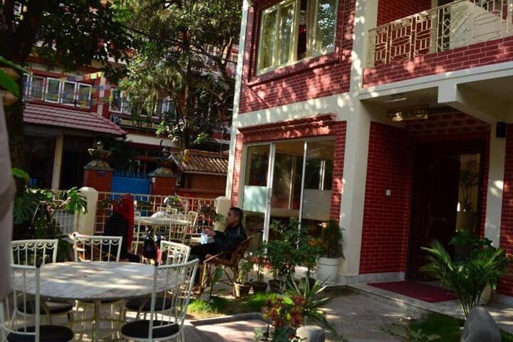 327 Thamel Hotel