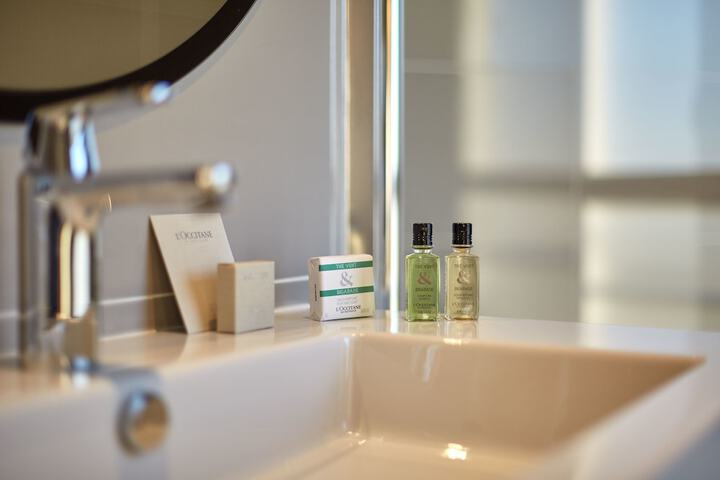 Bathroom Interior Photo