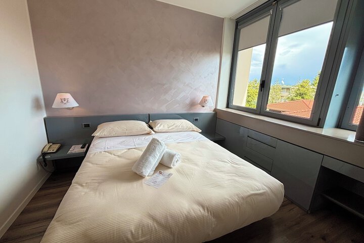 Room 37 of 119
