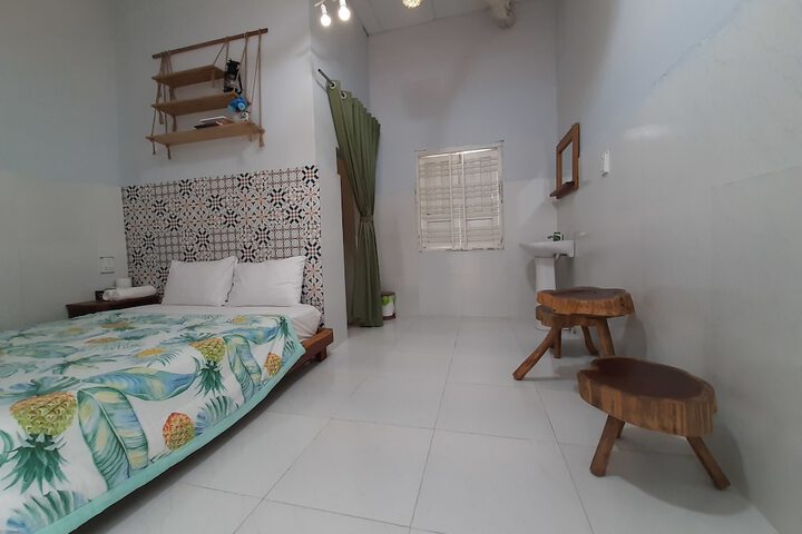 Room 6 of 26