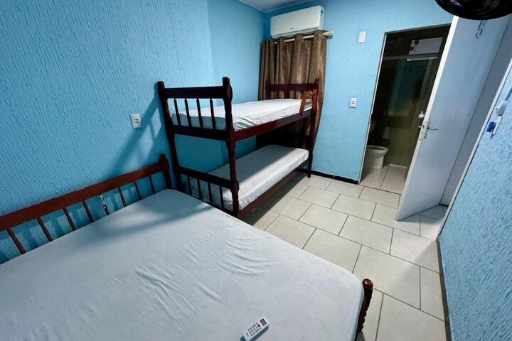 Room 4 of 85