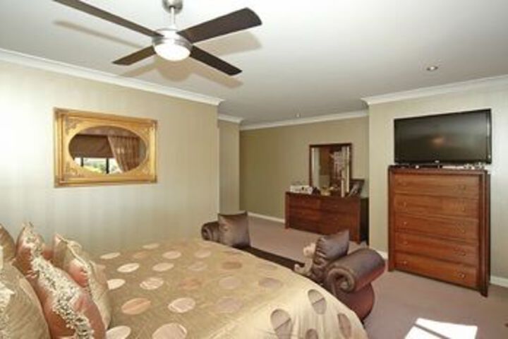 Room 8 of 21