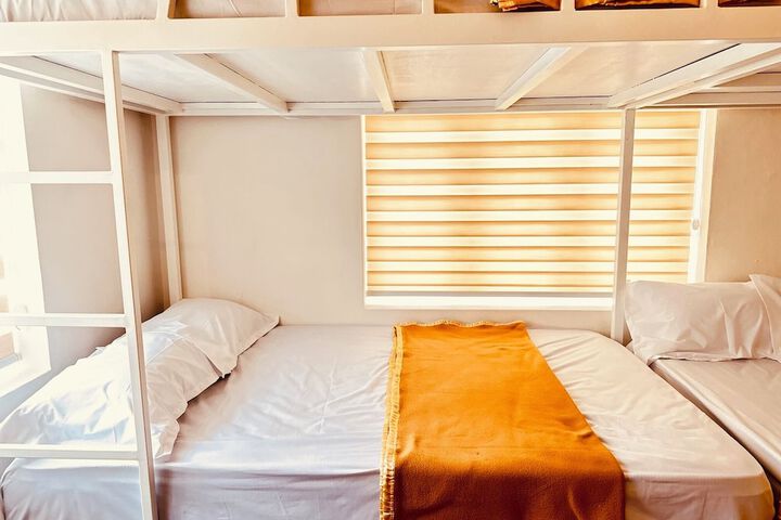 Room 2 of 41