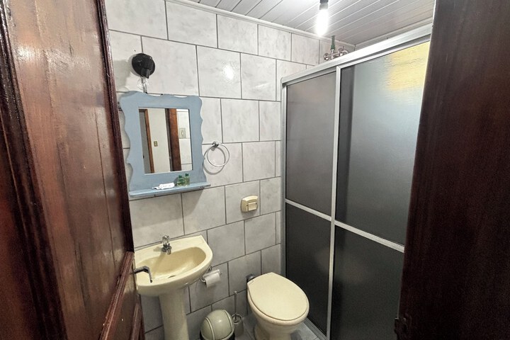 Room 45 of 71