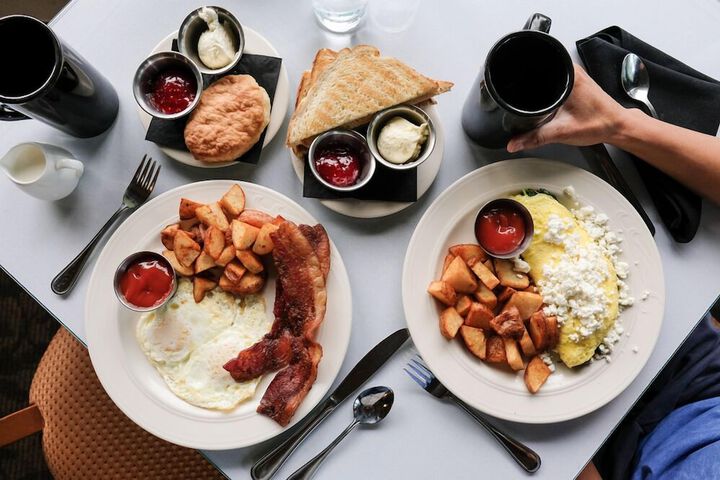 Breakfast/Coffee Service 55 of 80