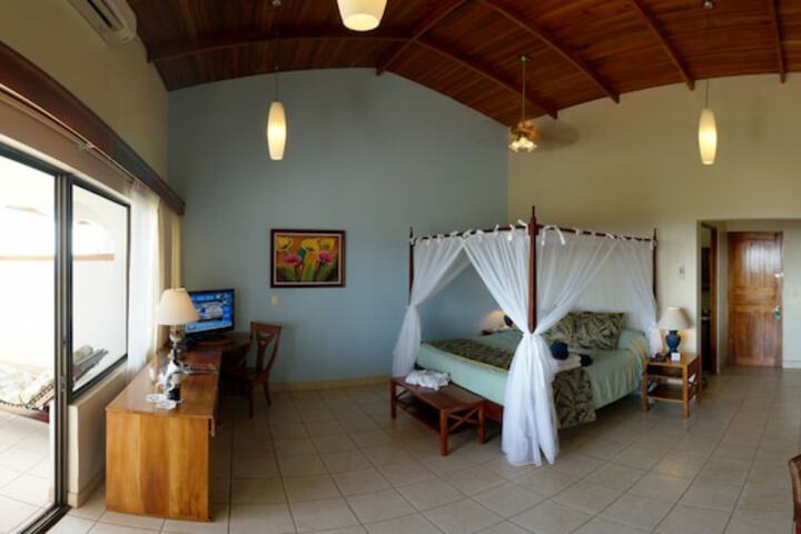 Room 5 of 45