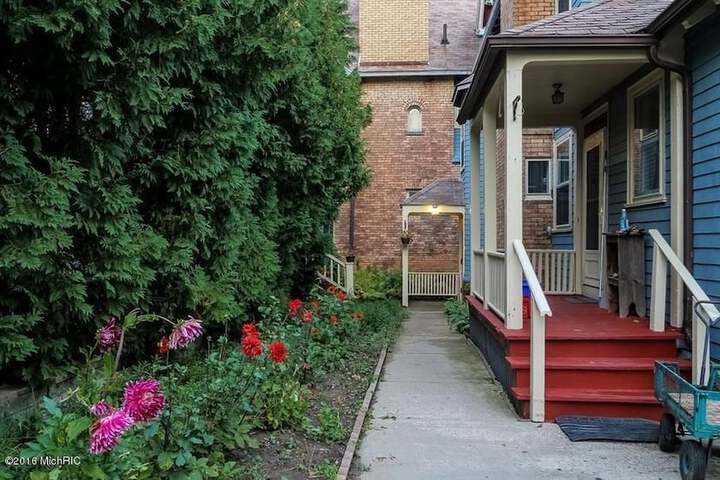 Property Grounds 73 of 80