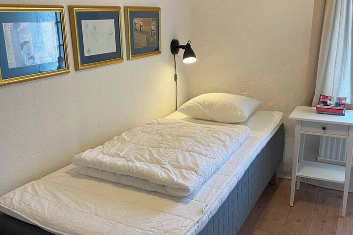 Room 41 of 189
