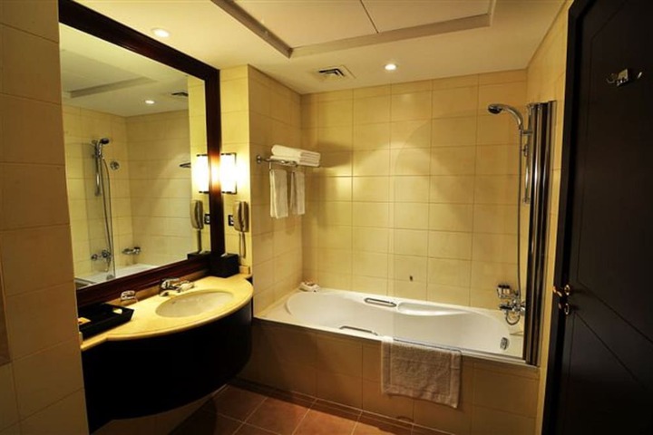 Bath Photo