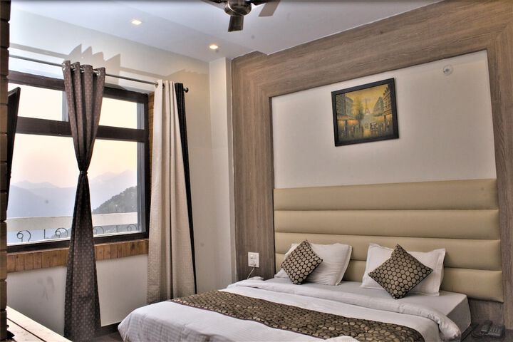 Room 14 of 39