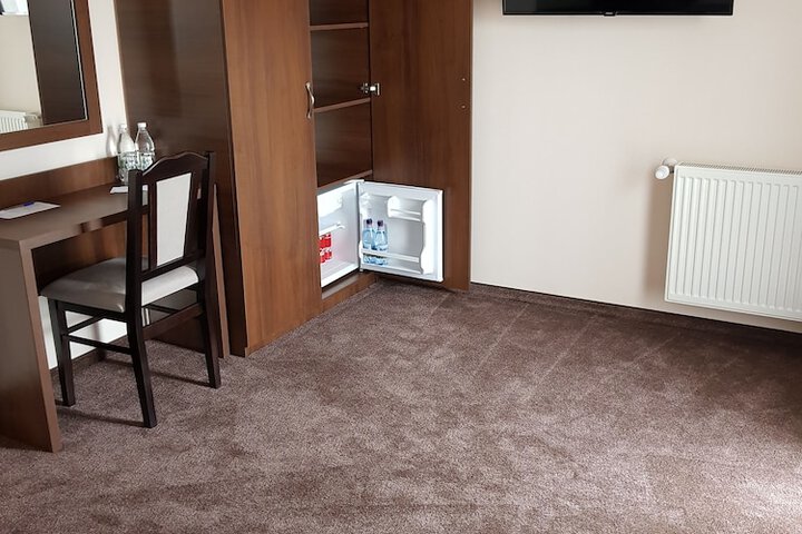 Room 36 of 73