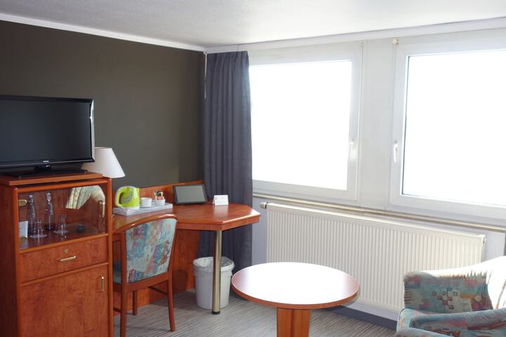 Room 10 of 39