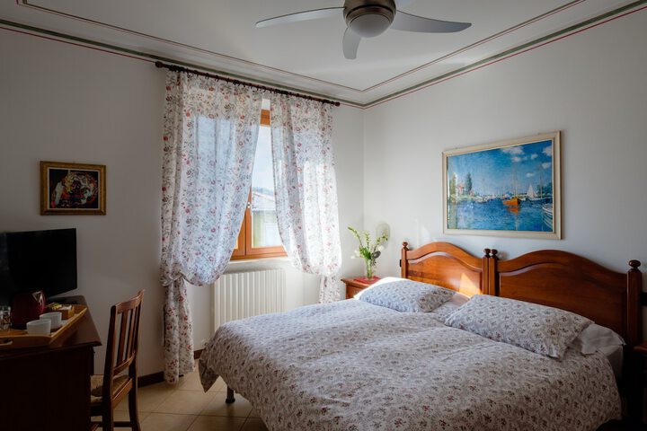 Room 65 of 115