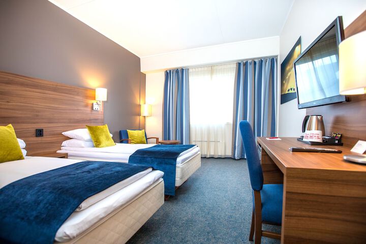 Room 4 of 50