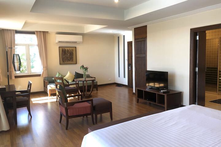 Room 20 of 94