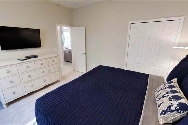 Room 9 of 64