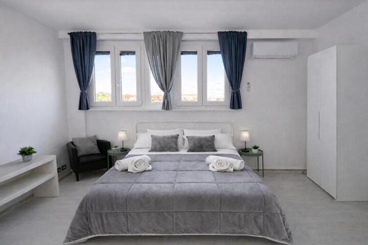 Suite Room