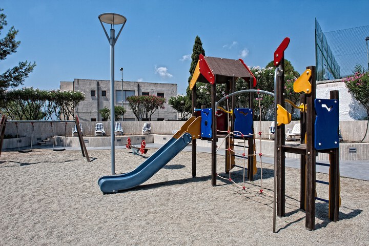 Childrens Activities 18 of 32