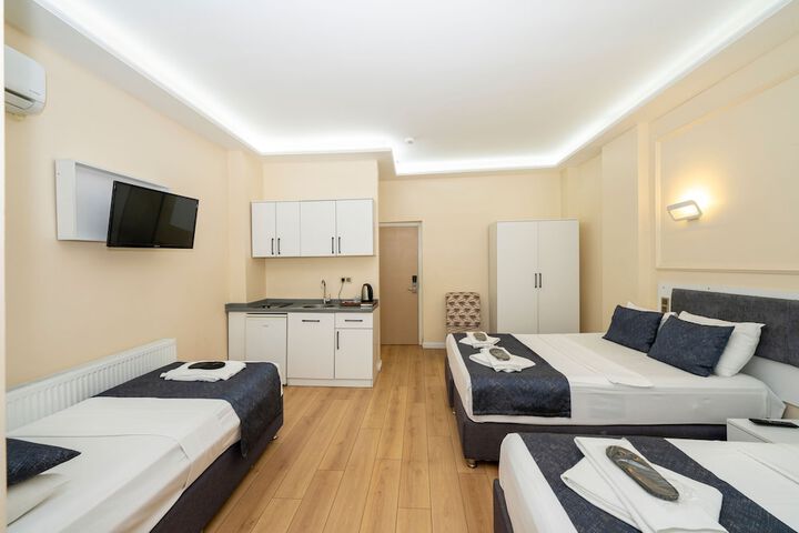 Room 13 of 60