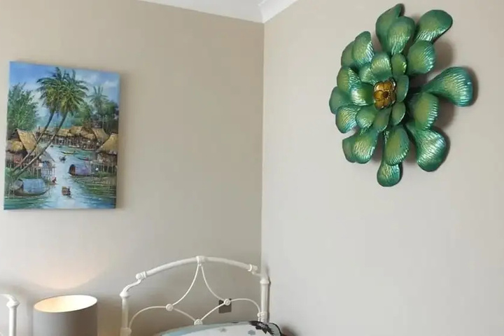Room 2 of 15
