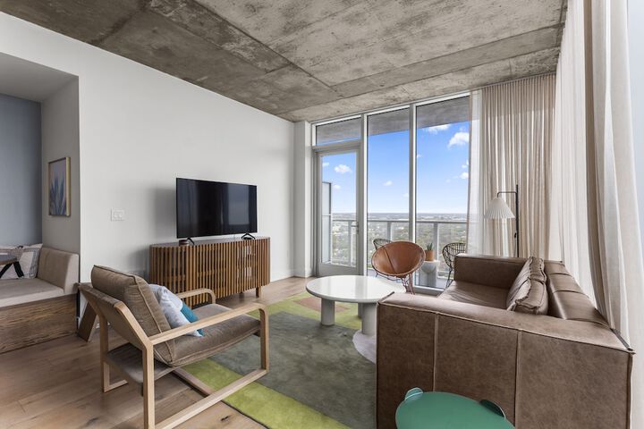 Room 543 of 860