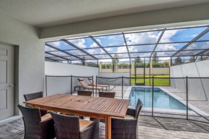Pool 27 of 65
