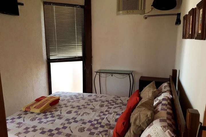 Room 3 of 13