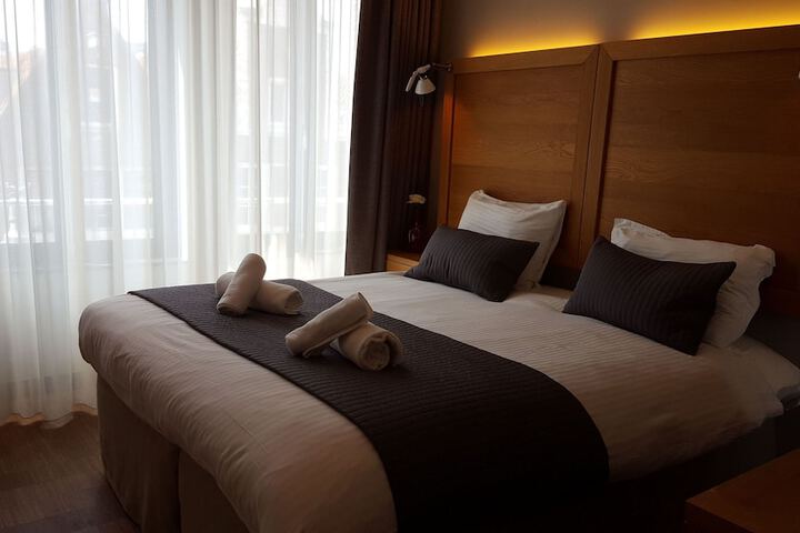 Room 51 of 105