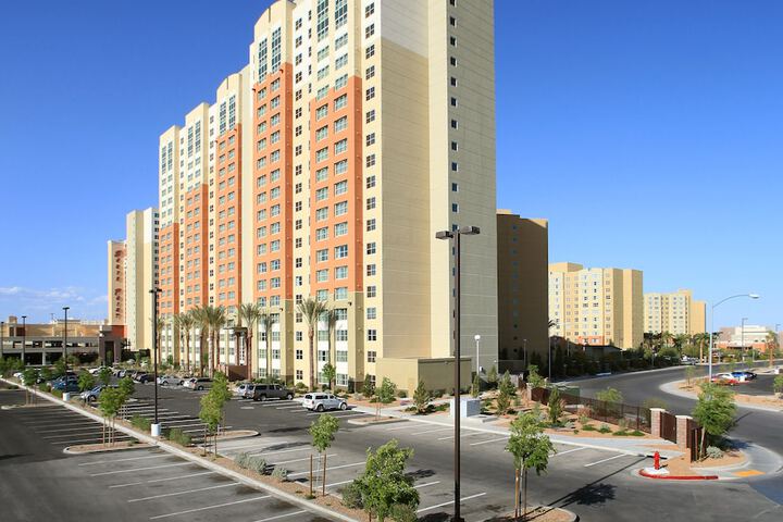 Hotel 73 of 79